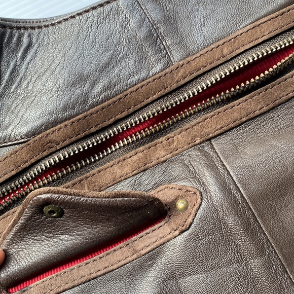 G Series Cole Haan brown leather bucket bag - Picture 4 of 10